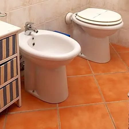 Maison Bibi Lägenhet Olbia